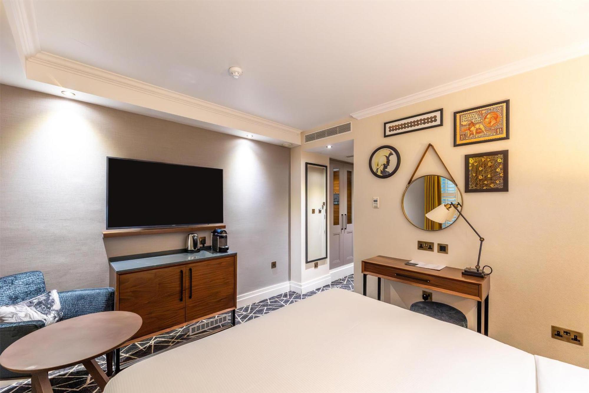 100 Queen'S Gate Hotel London, Curio Collection By Hilton Экстерьер фото